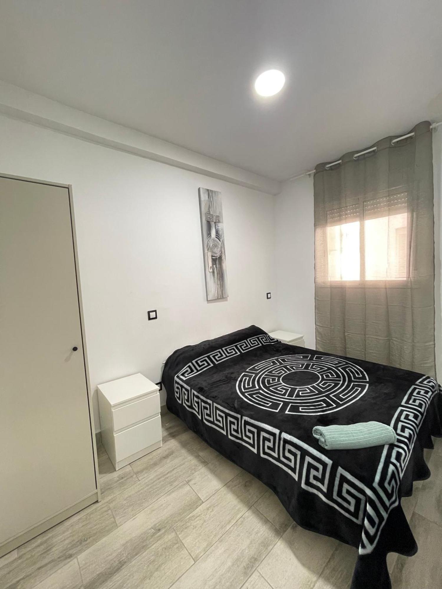 Relax Apartaments 1Min Metro Madri Exterior foto